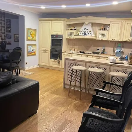 Apartment Bright In Hub